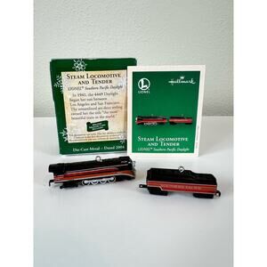 Hallmark Ornament Miniature: Lionel Southern Pacific Delight Steam and Tender